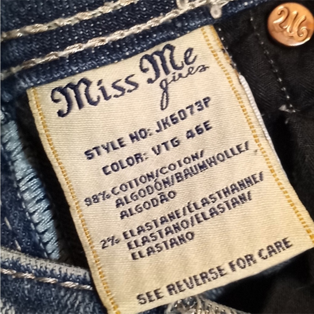 Miss Me Blue Embellished Capri Size 12 - Picture 6 of 6
